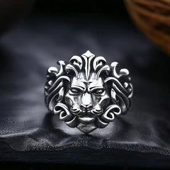 Vintage Fashion Ring with Aggressive Lion Head Design